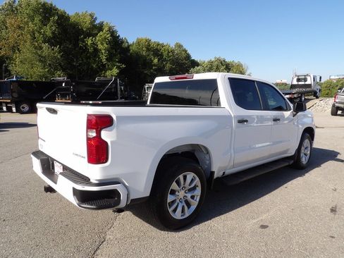 Used 2026 Chevrolet Silverado 1500 Custom RWD image 8