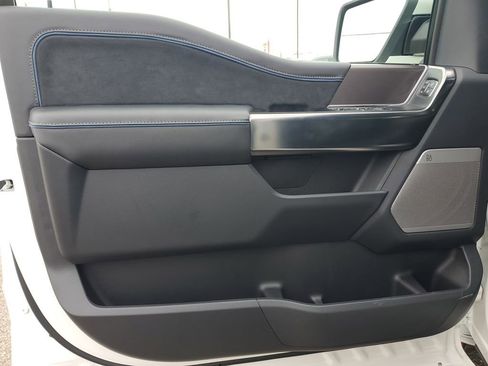 New 2025 Ford F150 Platinum w/ FX4 Off-Road Package image 12