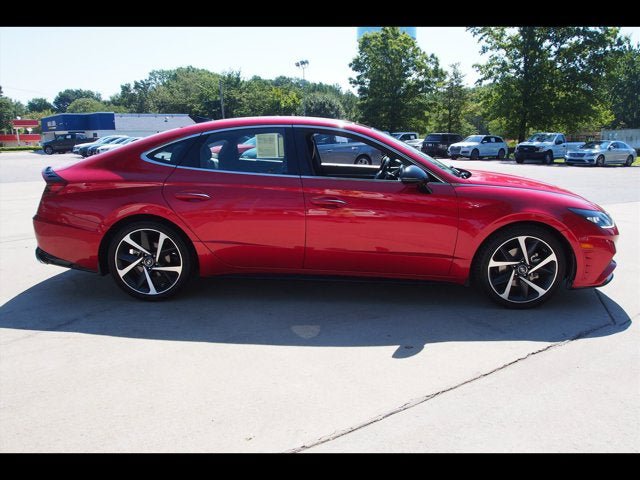 Used 2021 Hyundai Sonata SEL Plus w/ Tech Package FWD image 6