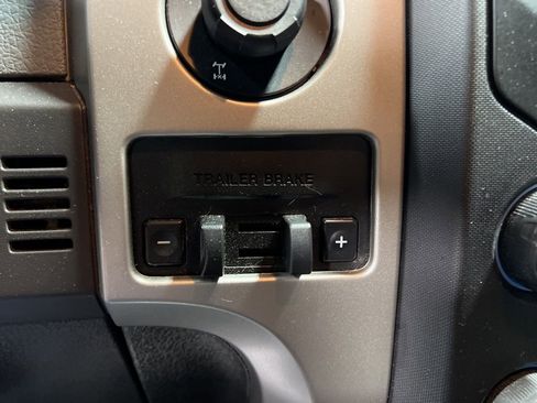 Used 2013 Ford F150 XLT w/ Luxury Equipment Group image 28