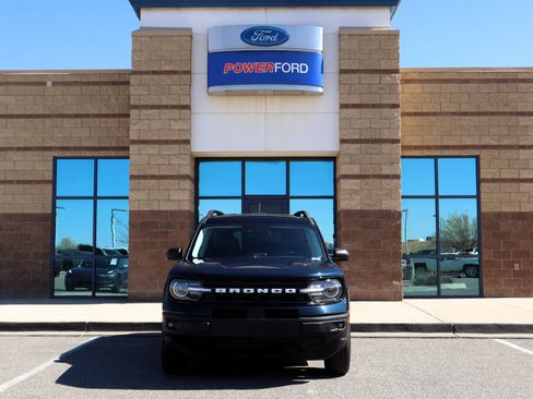 Used 2021 Ford Bronco Sport Outer Banks image 3
