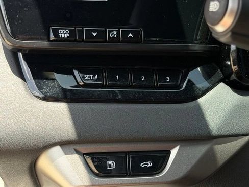 Used 2024 Lexus RX 350 Premium w/ Accessory Package (Z1) FWD image 15