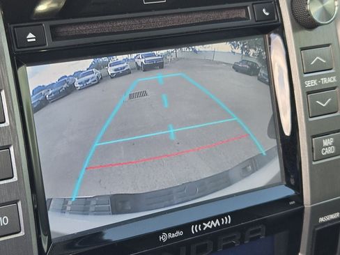 Used 2014 Toyota Tundra Platinum RWD image 18