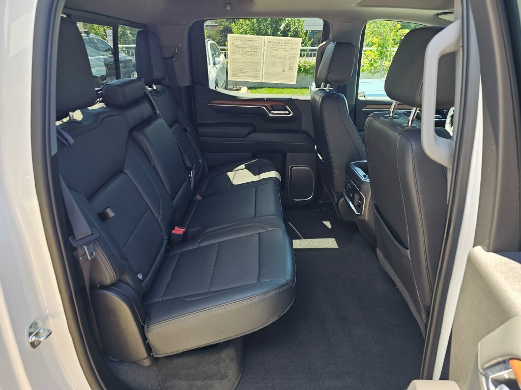 Used 2023 GMC Sierra 1500 Denali AWD/4WD image 12