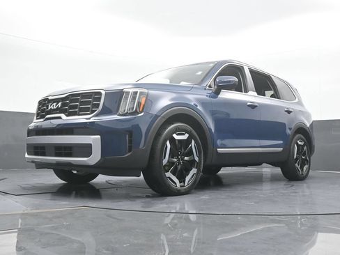 Used 2024 Kia Telluride S w/ S Sunroof Package FWD image 59