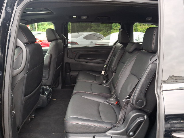 Used 2023 Honda Odyssey Sport image 12
