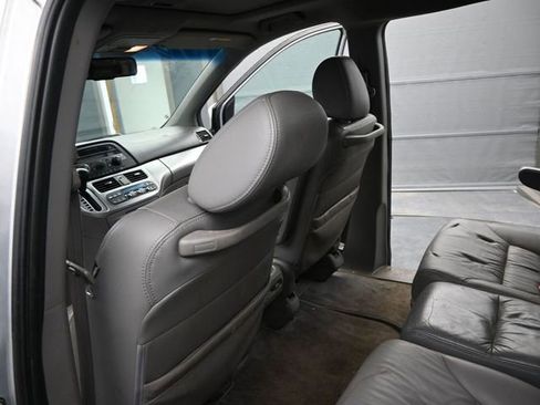 Used 2010 Honda Odyssey EX-L image 15