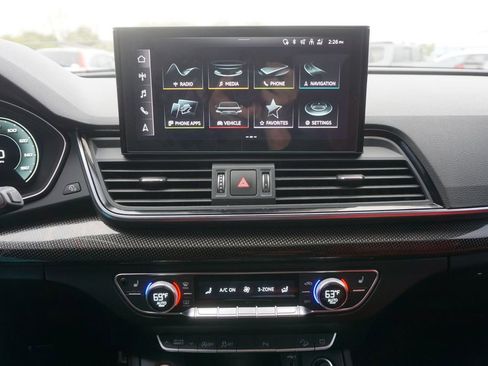 Used 2021 Audi SQ5 Premium Plus w/ Premium Plus Package AWD/4WD image 13