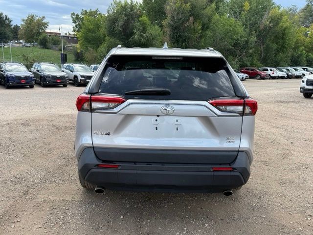 Used 2024 Toyota RAV4 XLE AWD/4WD image 5