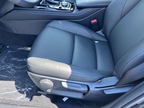New 2025 MAZDA CX-30 AWD 2.5 S w/ Select Sport Pkg image 19