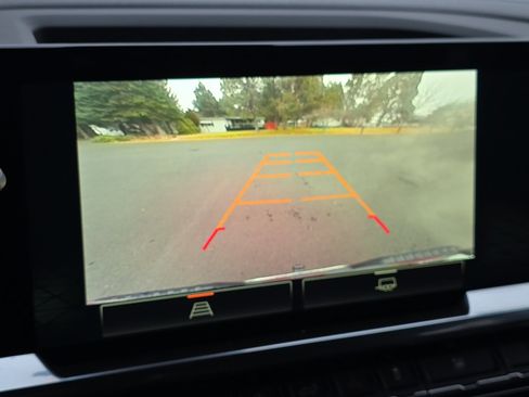 Used 2024 GMC Sierra 1500 SLT image 25