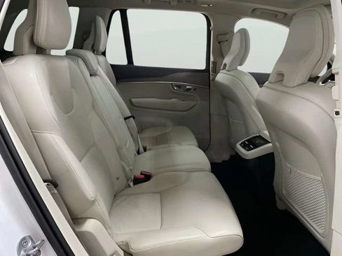 Used 2024 Volvo XC90 B6 Core AWD/4WD image 27