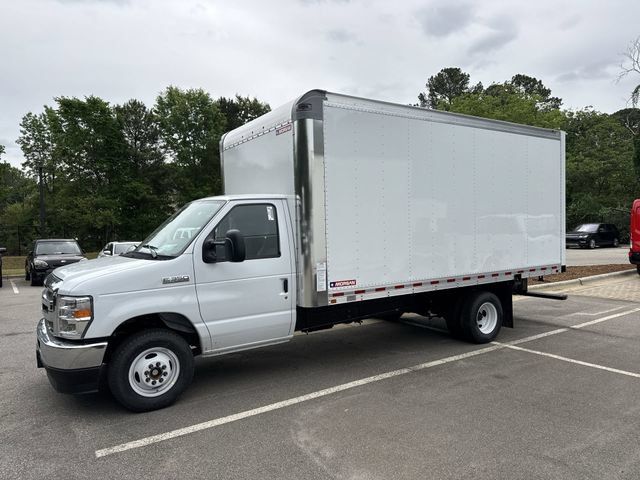 New 2027 Ford E-350 and Econoline 350 Super Duty w/ Driver's Safety Package RWD image 5