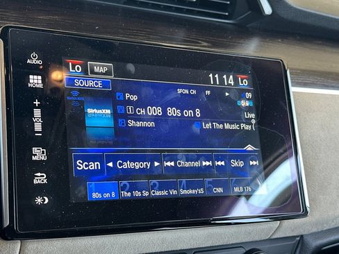 Used 2020 Honda Clarity Touring image 17