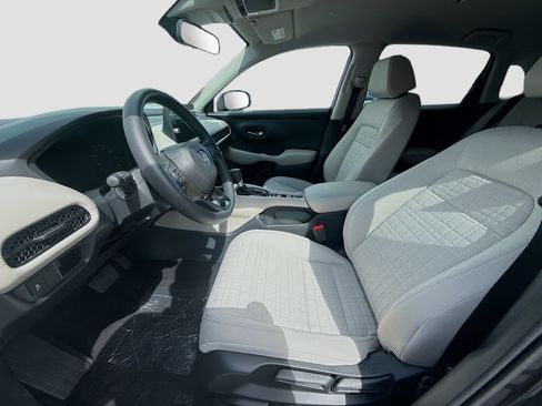 New 2026 Honda HR-V LX image 16