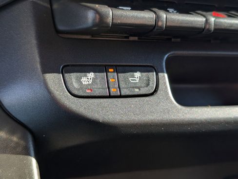 Used 2020 Chevrolet Colorado Z71 image 4