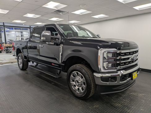 Used 2026 Ford F350 King Ranch w/ Chrome Package image 3