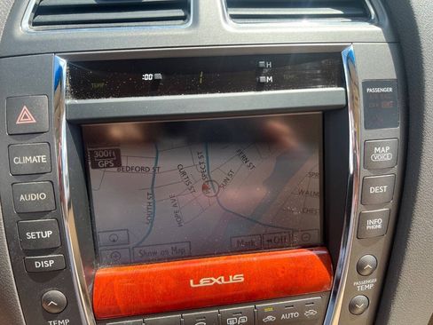 Used 2011 Lexus ES 350 FWD image 10