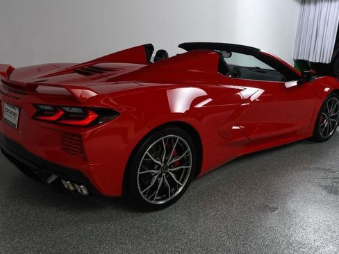 Used 2023 Chevrolet Corvette Stingray Preferred Conv w/ Z51 Performance Package RWD image 14