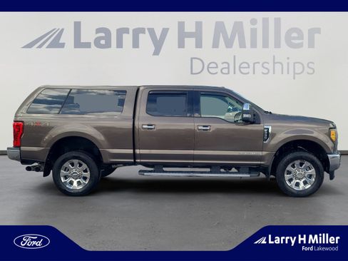 Used 2017 Ford F250 Lariat w/ Chrome Package AWD/4WD image 6