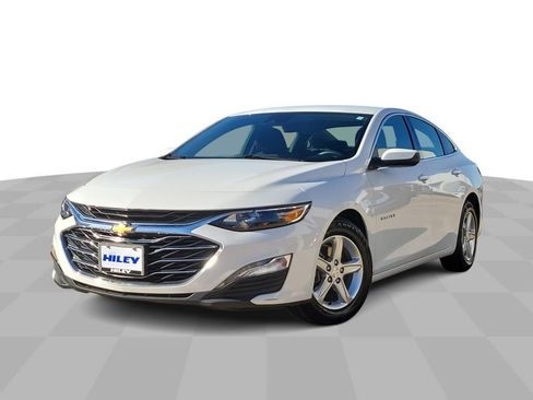 Used 2023 Chevrolet Malibu LT image 1