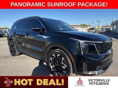 Used 2025 Kia Sorento EX w/ Panoramic Sunroof Package FWD image 1