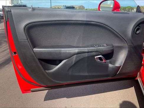 Used 2018 Dodge Challenger R/T w/ Blacktop Package image 22
