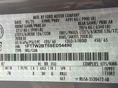 Used 2025 Ford F250 Platinum image 45