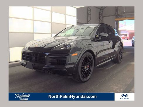 Used 2021 Porsche Cayenne GTS AWD/4WD image 1