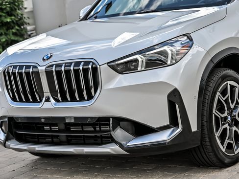 Used 2026 BMW X1 xDrive28i AWD/4WD image 6
