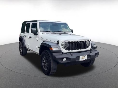 Used 2025 Jeep Wrangler Sport S AWD/4WD image 3