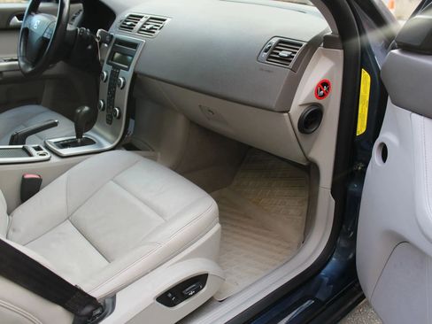 Used 2008 Volvo V50 T5 image 18