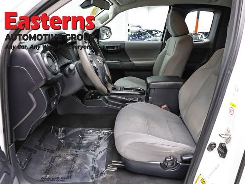 Used 2018 Toyota Tacoma SR RWD image 13
