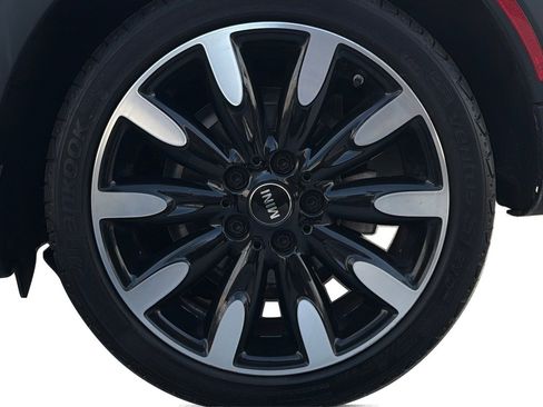 Used 2021 MINI Cooper S w/ Premium Package image 45