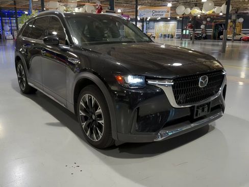 Used 2024 MAZDA CX-90 Plug-In Hybrid w/ Premium Plus AWD/4WD image 5