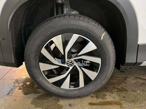 New 2026 Volkswagen Tiguan S AWD/4WD image 30