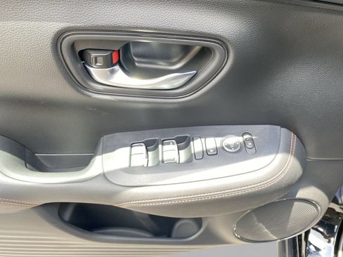 Certified 2024 Honda HR-V Sport image 17