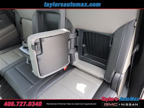 Used 2024 Chevrolet Silverado 2500 ZR2 w/ Technology Package AWD/4WD image 39