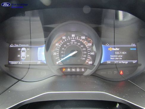 Certified 2023 Ford Edge Titanium w/ Equipment Group 301A AWD/4WD image 19