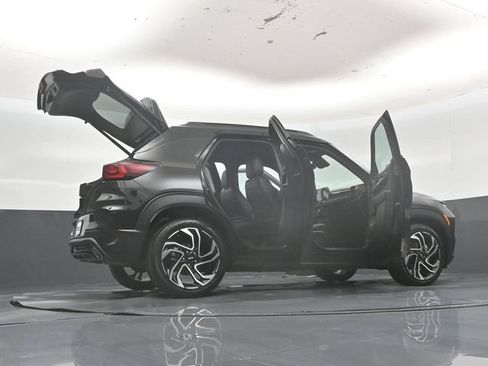 Used 2025 Chevrolet TrailBlazer RS w/ Convenience Package FWD image 61