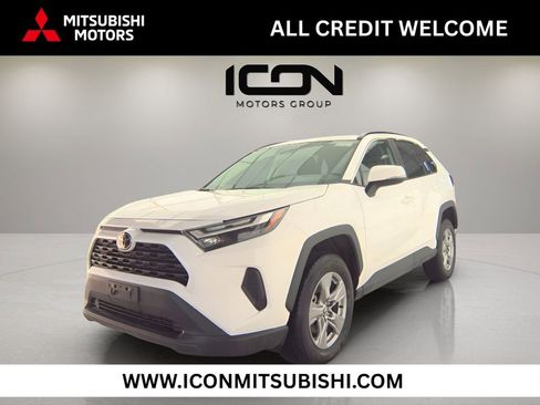 Used 2025 Toyota RAV4 XLE w/ Weather Package image 1