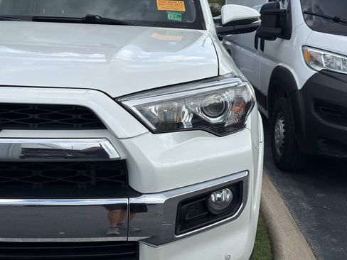 Used 2019 Toyota 4Runner Limited AWD/4WD image 7