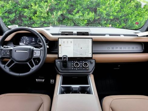 New 2026 Land Rover Defender 110 X AWD/4WD image 20