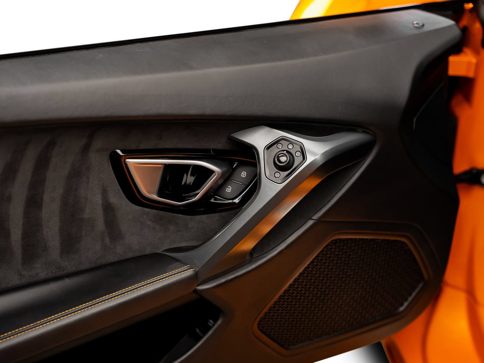 Used 2015 Lamborghini Huracan LP 610-4 AWD/4WD image 57