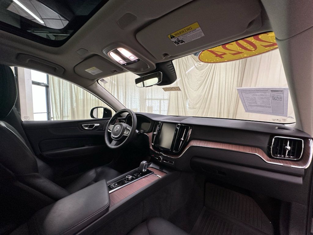 Used 2024 Volvo XC60 T8 Plus w/ Protection Package Premier AWD/4WD image 23