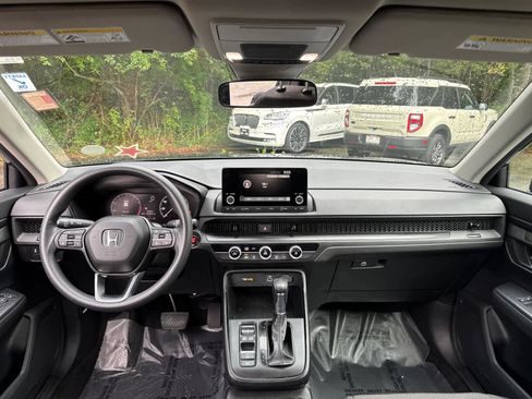 Certified 2025 Honda CR-V LX image 34