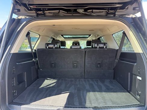 Used 2018 Ford Expedition Max Platinum AWD/4WD image 19