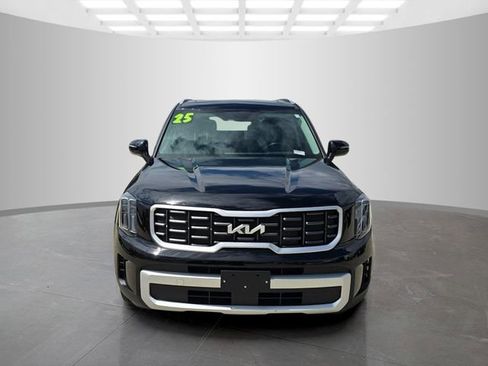 Used 2025 Kia Telluride S FWD image 4