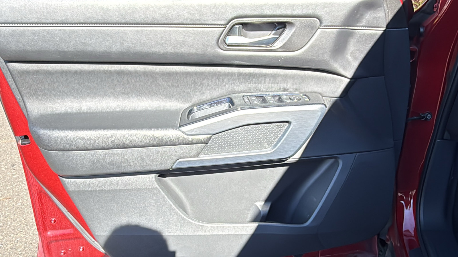 Certified 2024 Nissan Pathfinder SL AWD/4WD image 6