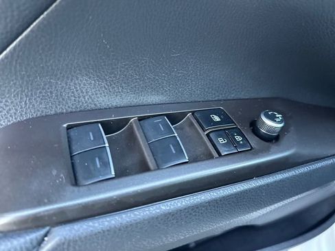 Used 2023 Toyota Camry XLE image 14